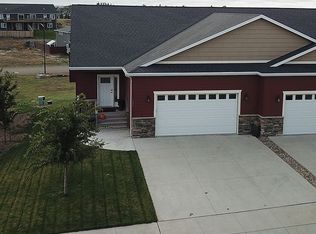1295 25th St W, Dickinson, ND 58601