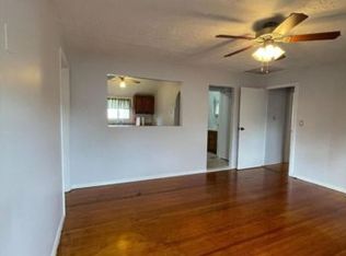 141 Sycamore St, West Hempstead, NY 11552