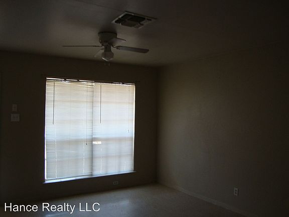 3rd image of 6015 Stoney Creek Dr