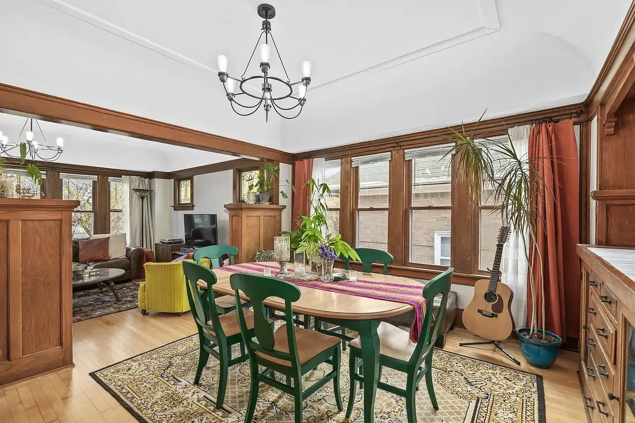 2 bed, 1200 sqft, $1,700 — Photo 3