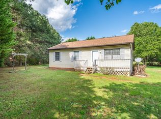 241 Switzer Green Pond Rd, Woodruff, SC 29388