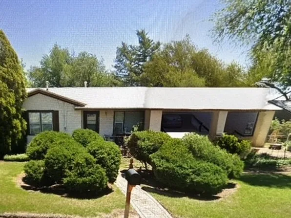 808 Texas Ave, Shallowater, TX 79363