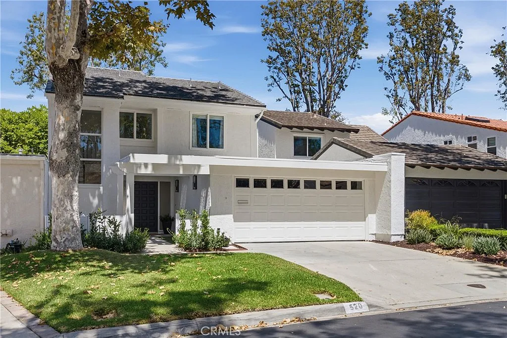 3 bed, 2.5 bath, 2108 sqft, $8,750 — Photo 1