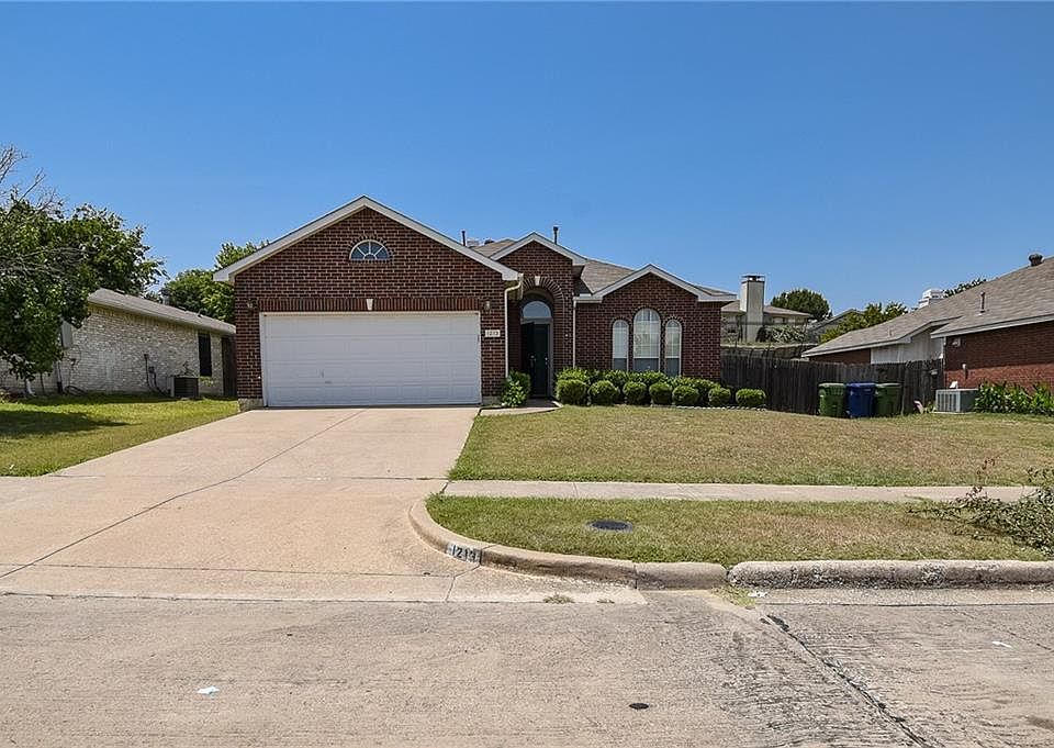 1st image of 1213 Bard Dr