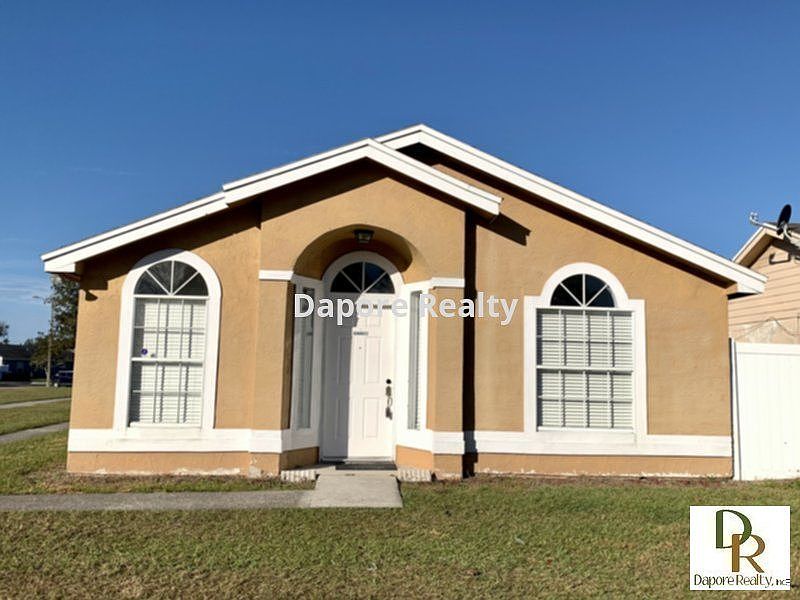 1st image of 277 San Gabriel St