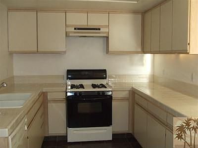 3rd image of 31300 Avenida Juarez