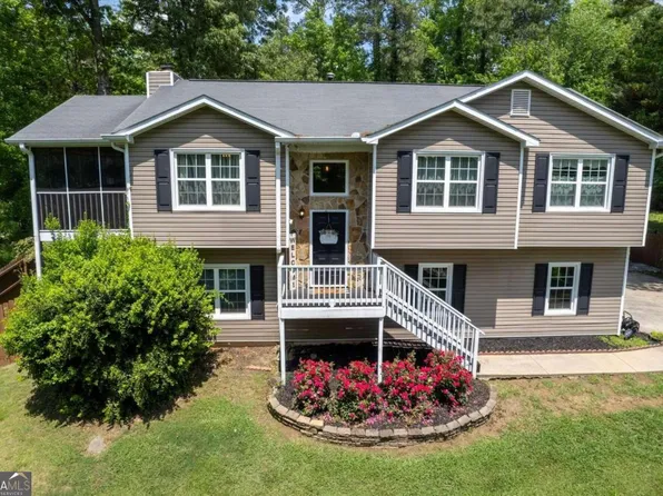 150 Paces Lakes Point, Dallas, GA 30157