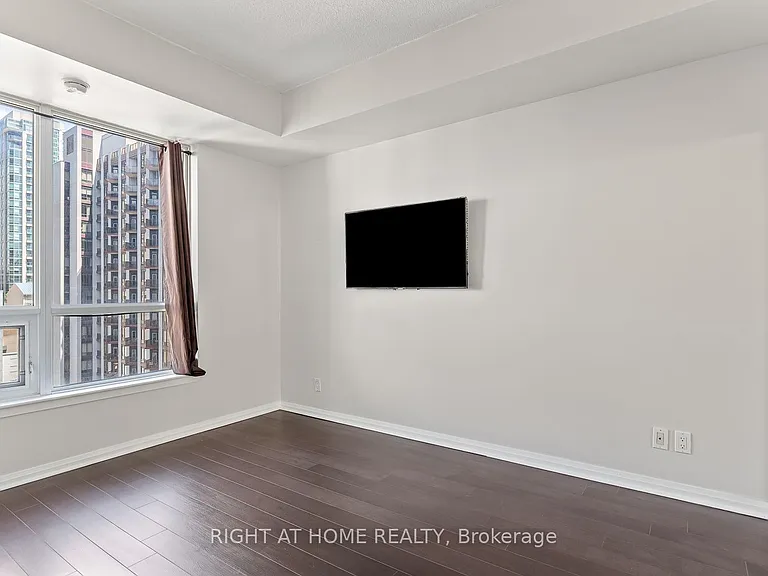 35 Hayden St #1409 — Photo 12