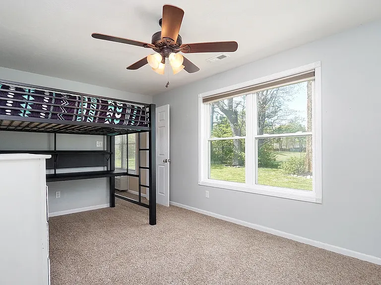 835 E Country Ridge St — Photo 20