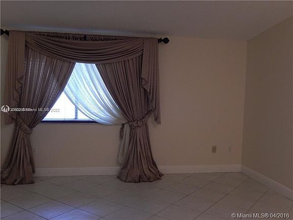4th image of 8974 NW 112th Ter