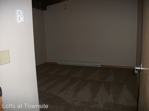 5th image of 810 4th Ave S APT 236