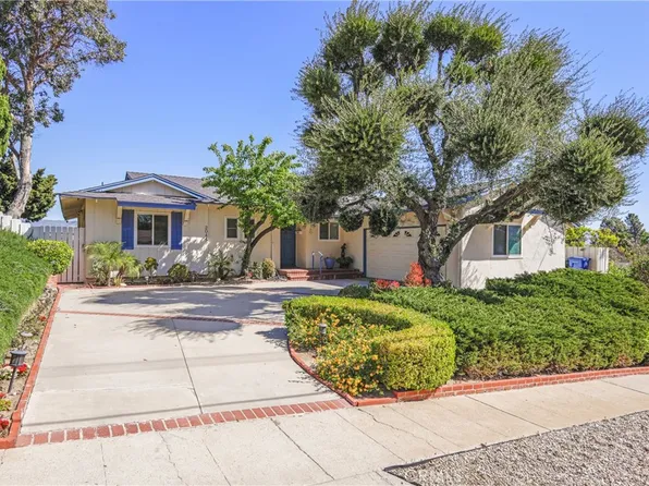 20449 Aetna St, Woodland Hills, CA 91367