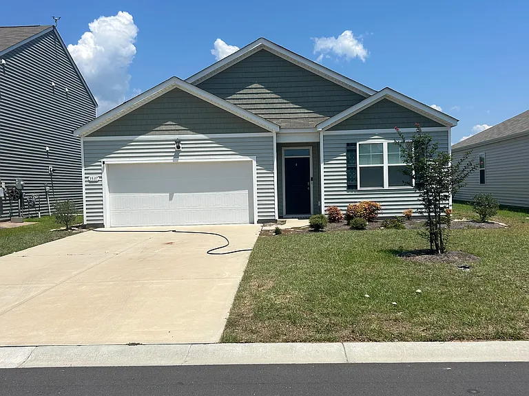 3537 Bells Lake Cir — Photo 1