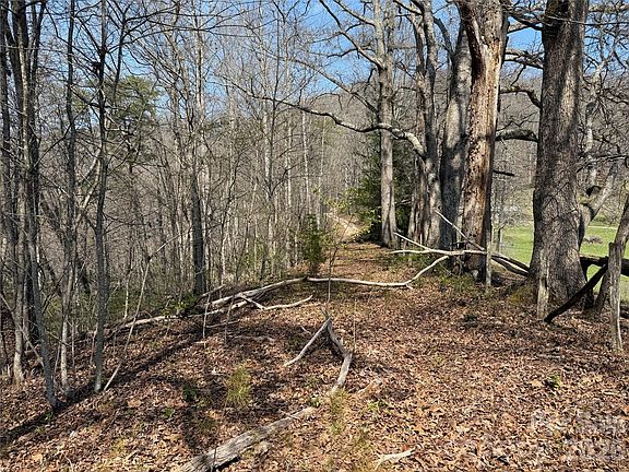 3rd image of 1 & 2 Boot Hill Rd