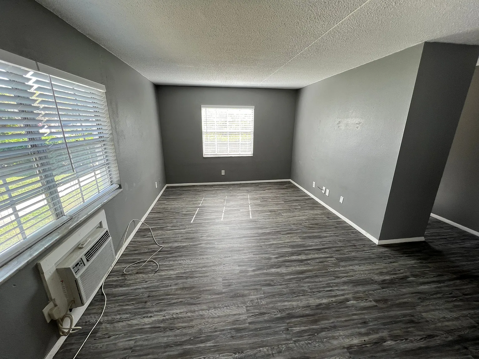 111 SW Madison Cir N Unit #101 — Photo 3