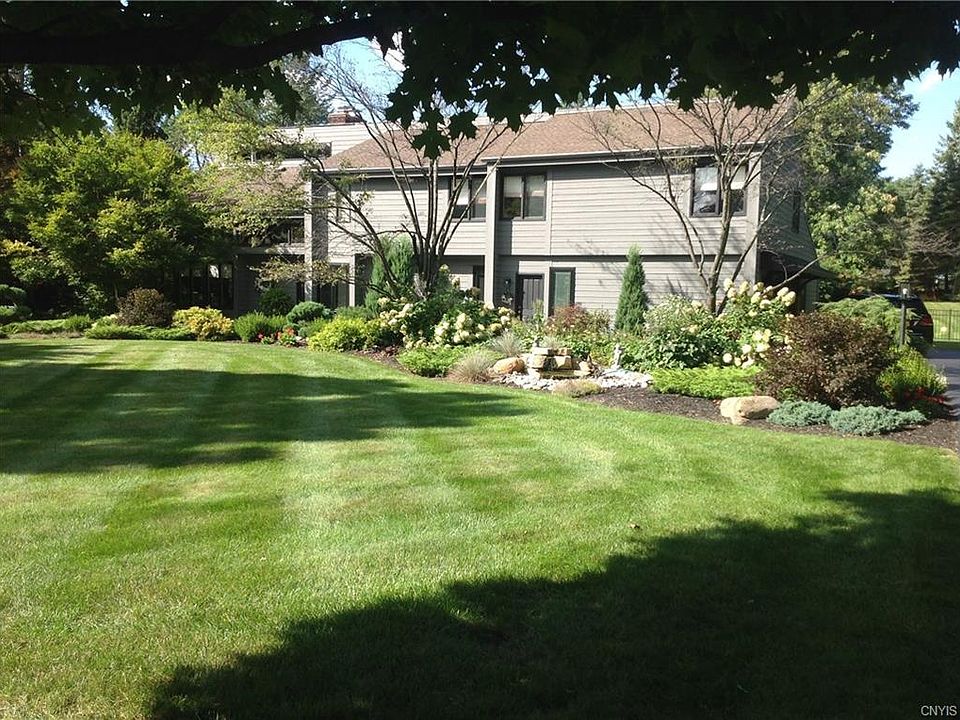 1st image of 10 Meadow Dr