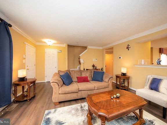 4th image of 501 Cool Breeze Cir