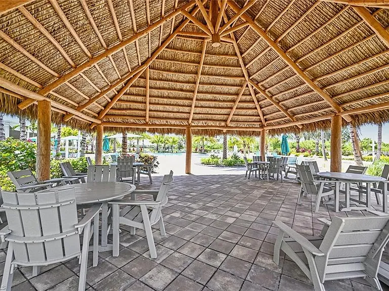 28318 Captiva Shell Loop — Photo 32