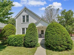 100 Home Park Blvd, Waterloo, IA 50701