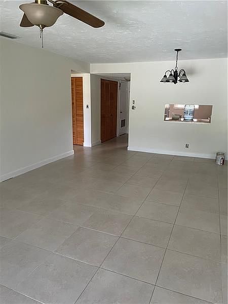 1st image of 5515 Lakewood Cir N APT 124