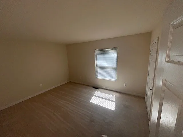 1823 Charles Ct — Photo 3