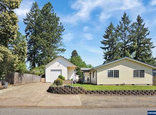 1015 Albert Dr SE, Salem, OR 97302