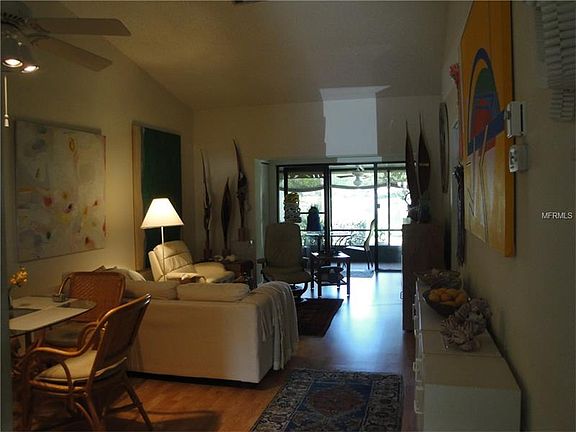 3rd image of 8406 Gardens Cir