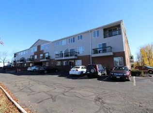 219 Broad St #S216, Meriden, CT 06450