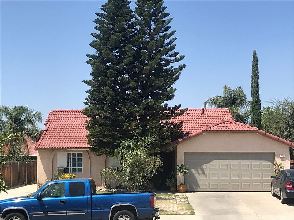 1st image of 9760 Sandalwood Ave