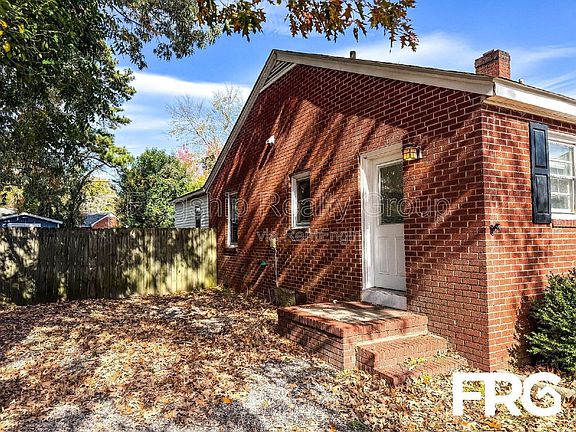 5th image of 1204 Franklin Dr