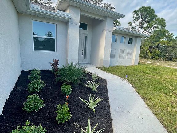 2nd image of 2520 Betty Pl