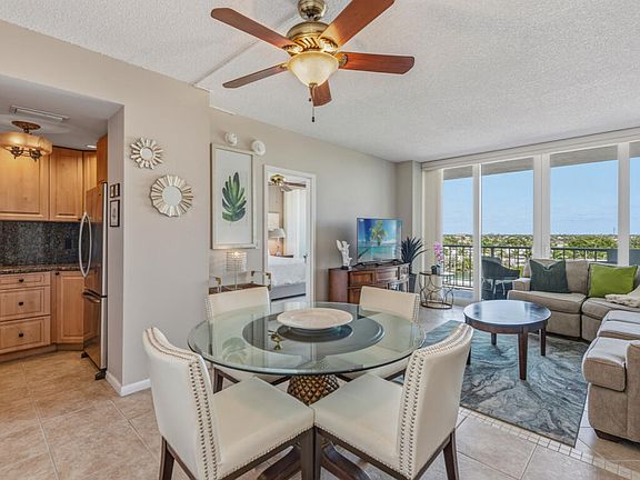 2nd image of 140 Seaview Ct #S-704