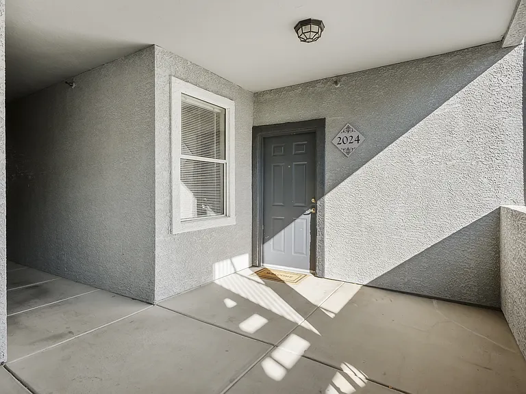 6955 N Durango Dr #2024-3 — Photo 8