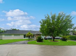 10844 SW 77th Ct, Pinecrest, FL 33156