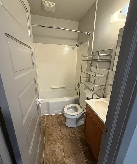 109 Walnut St #13 — Photo 5