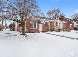 1365 Michigan Blvd, Lincoln Park, MI 48146