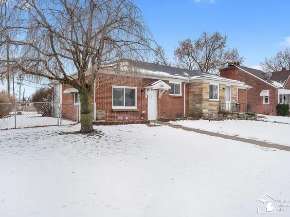 1365 Michigan Blvd, Lincoln Park, MI 48146
