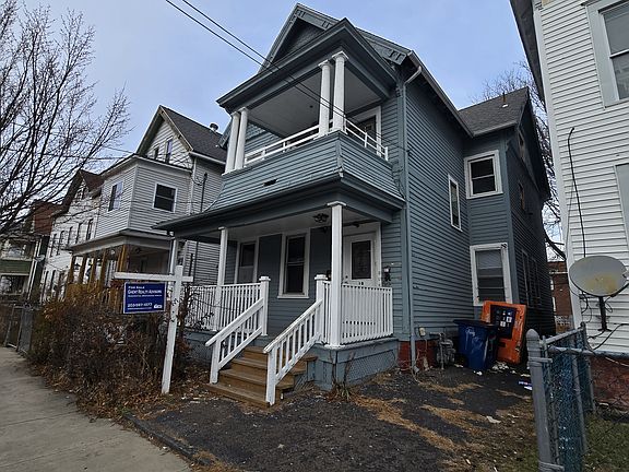 4th image of 19 Elliott St #3A