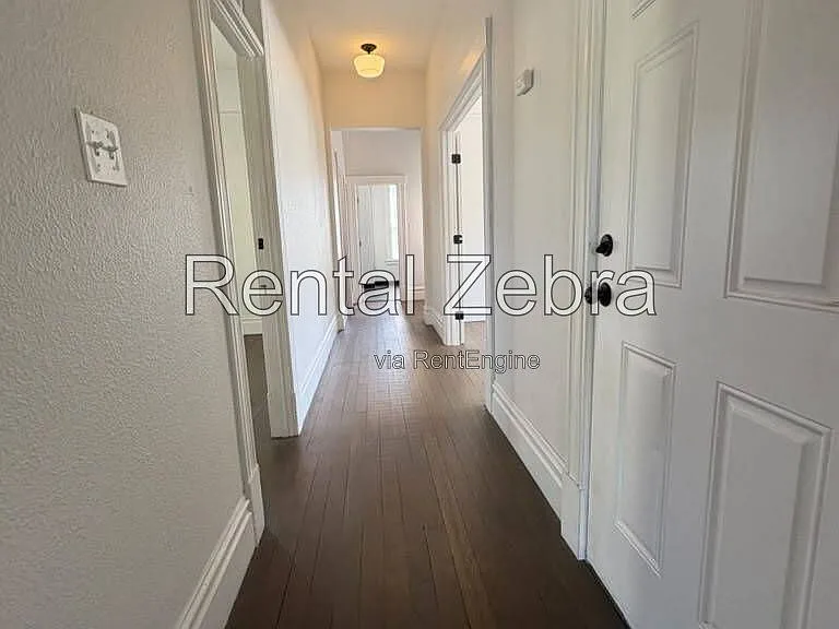 362 W 22nd St #362 — Photo 8