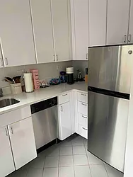 Rented by R New York