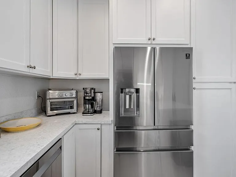 2175 Honeybee St — Photo 18