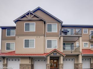 565 NW Lost Springs Ter UNIT 102, Portland, OR 97229