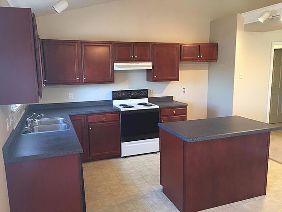 4th image of 433 Kevin Dr