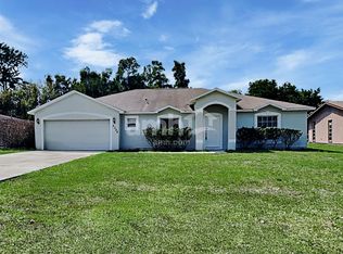 2326 SE Shelter Dr, Port Saint Lucie, FL 34952
