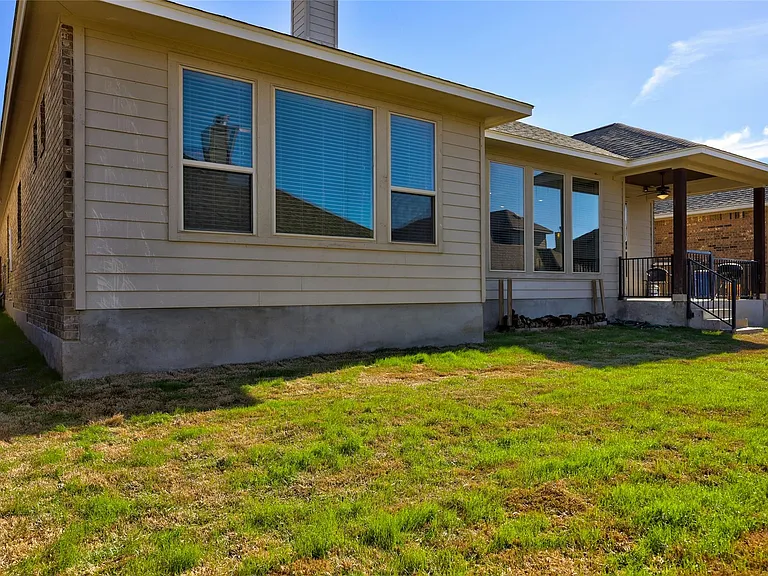 3030 Isabella Ln — Photo 37