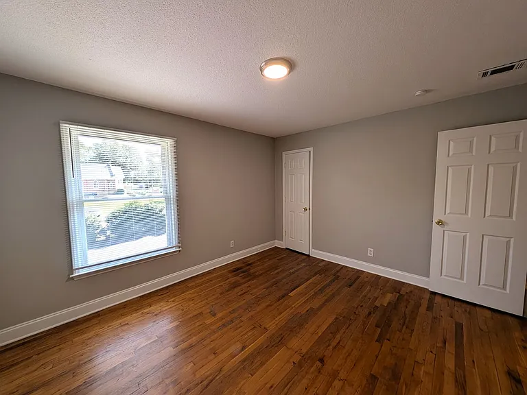 311 Skyland Ave #2 — Photo 9