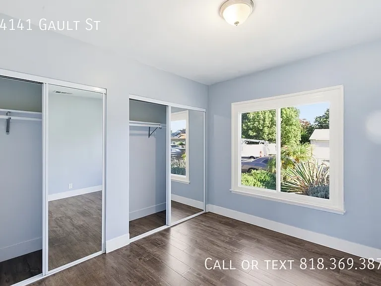 14141 Gault St — Photo 14