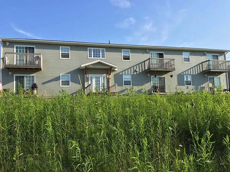 18 Elena Ct — Photo 1