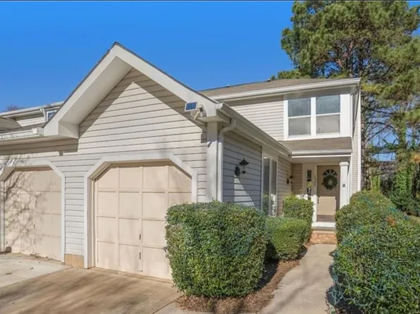 1347 Maple Shade Ln, Charlotte, NC 28270