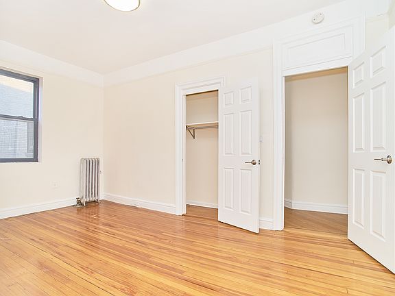 2nd image of 735 W 172nd St APT A54